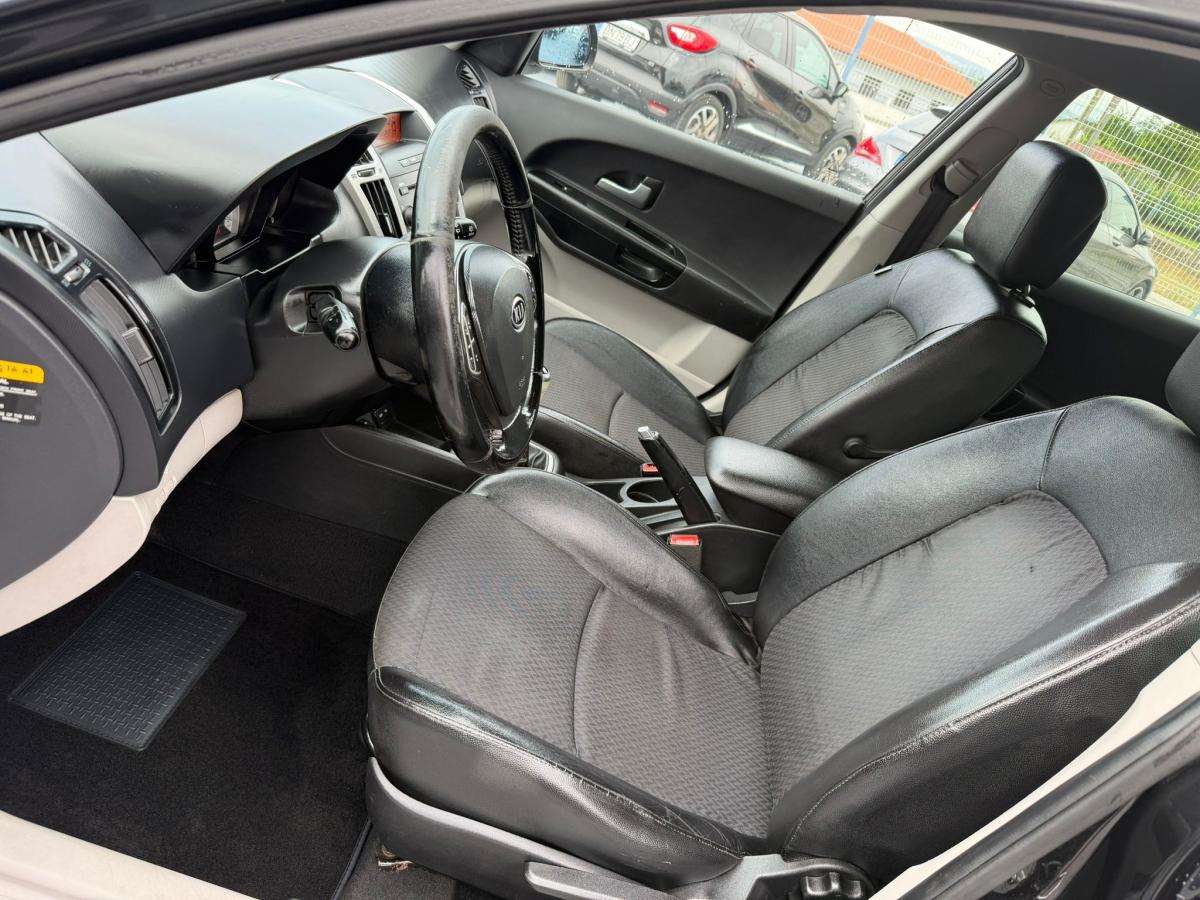 kia-ceed-sw-2008-diesel-1582cc