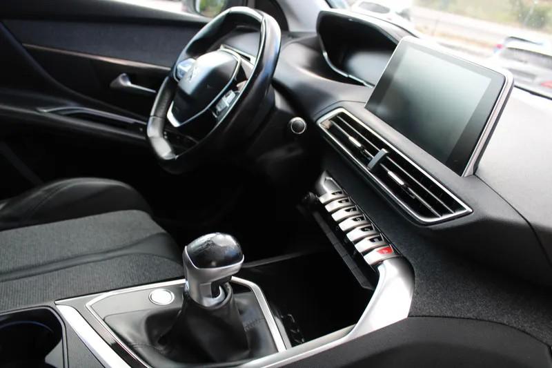 peugeot-3008-2017-diesel-1560cc