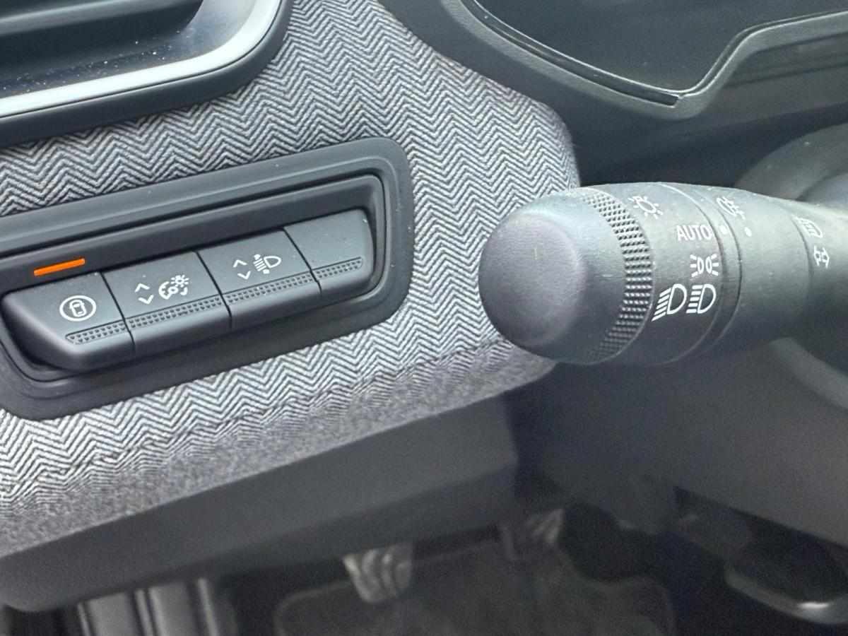 renault-clio-1-0-tce-2025-gasolina-999cc