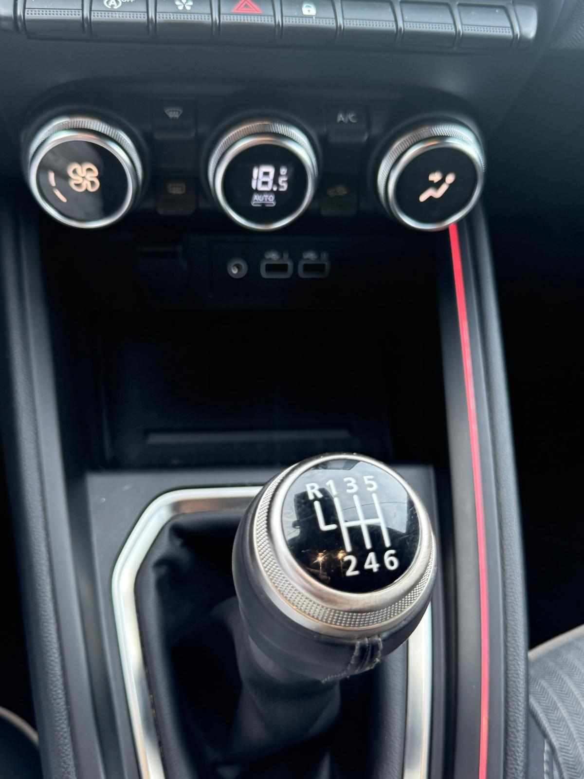 renault-clio-1-0-tce-2025-gasolina-999cc