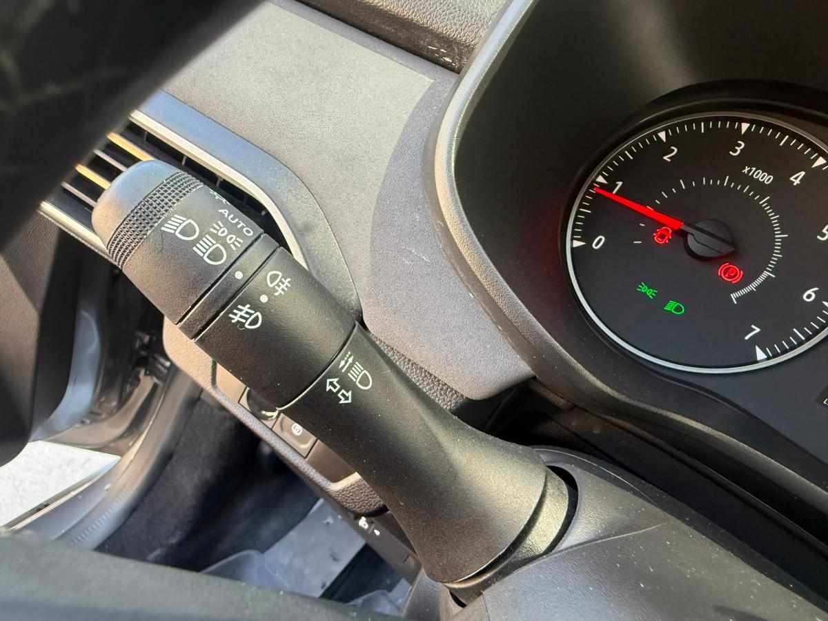 dacia-sandero-1-0-tce-2025-gasolina-999cc