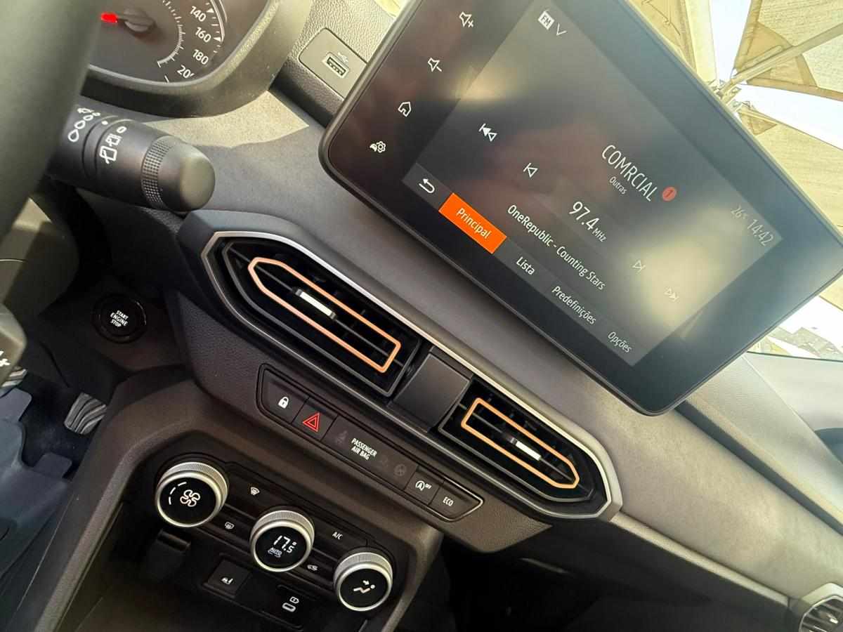 dacia-sandero-1-0-tce-2025-gasolina-999cc