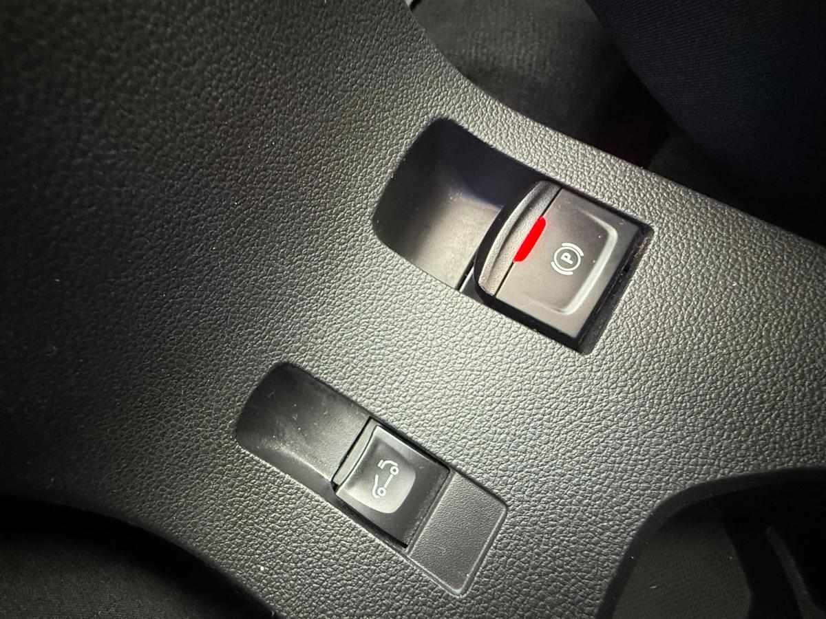 dacia-sandero-1-0-tce-2025-gasolina-999cc