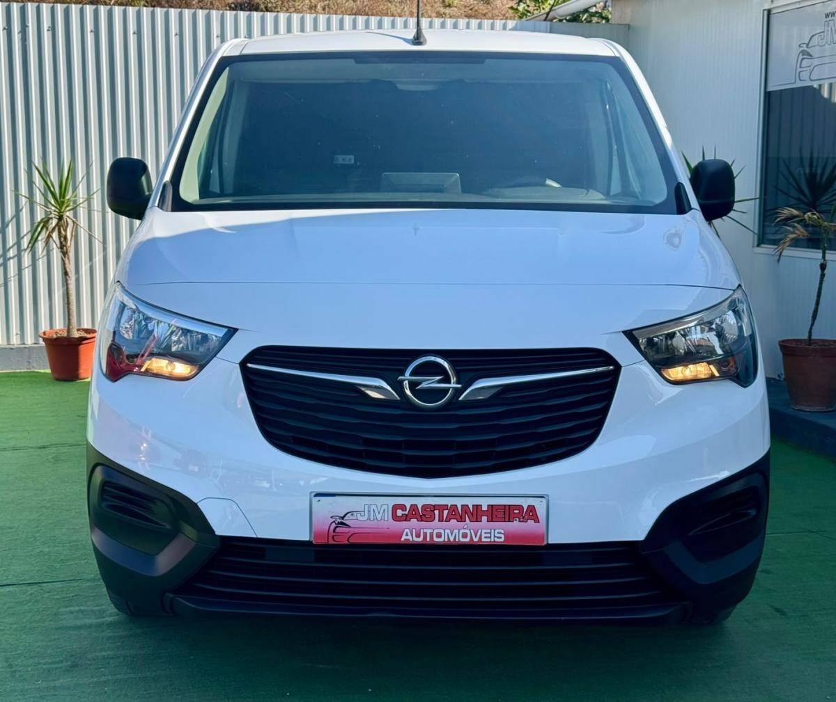 opel-combo-2022-diesel-1499cc