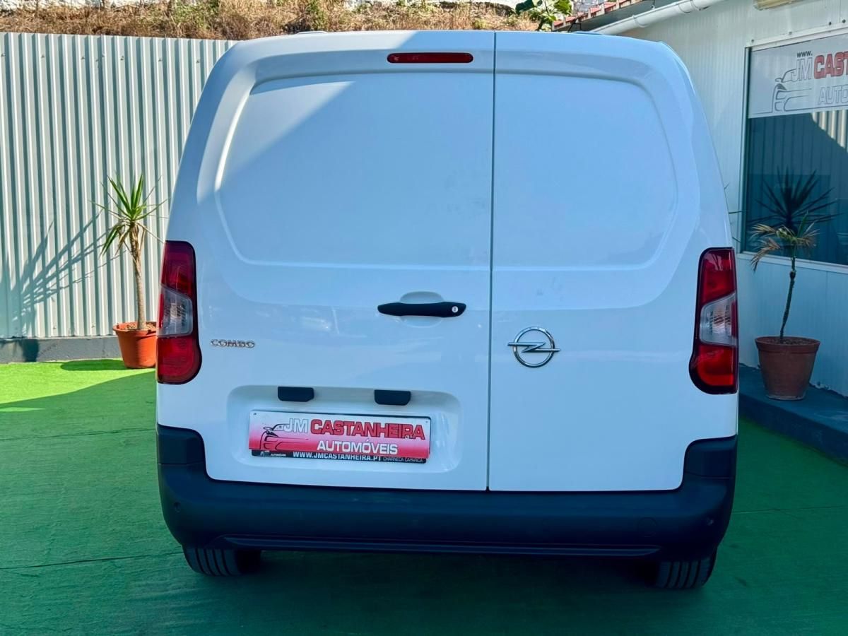 opel-combo-2022-diesel-1499cc