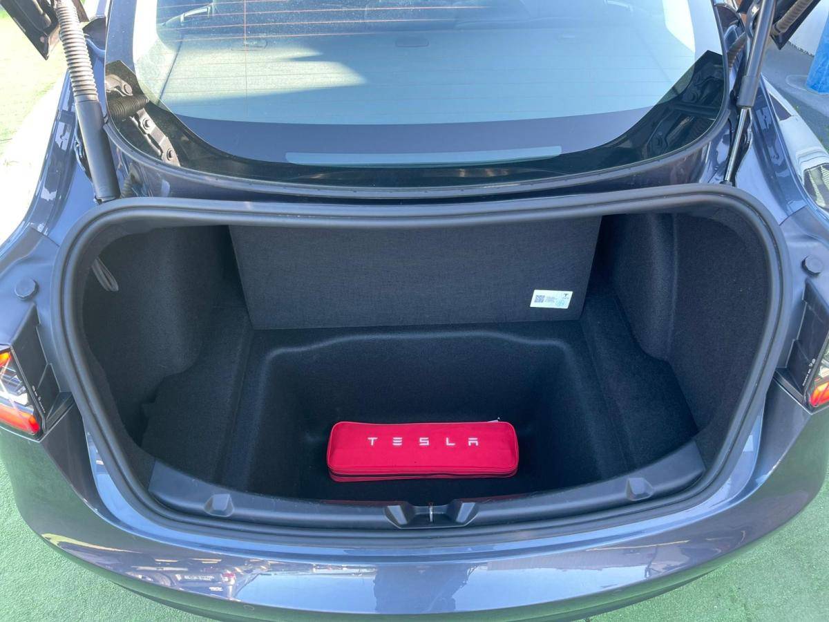 tesla-model-3-2021-eletrico-500cc