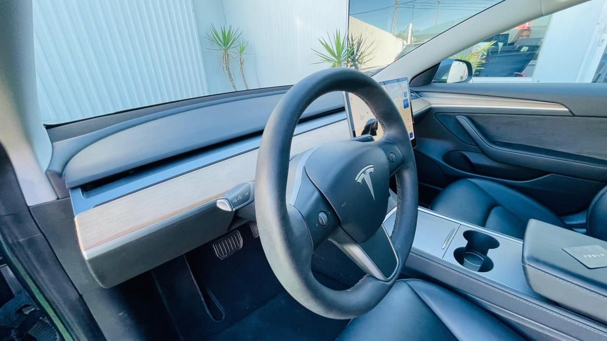 tesla-model-3-2021-eletrico-500cc