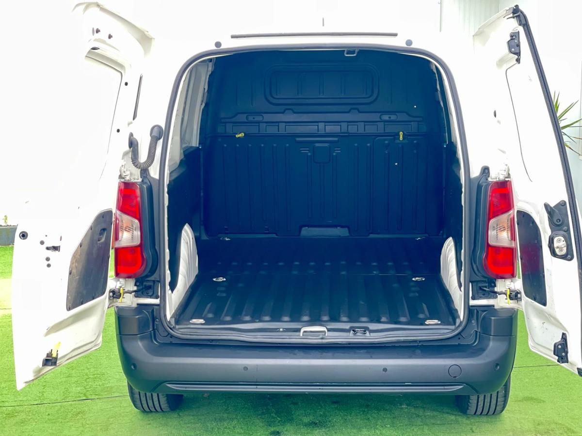 peugeot-partner-2023-diesel-1499cc
