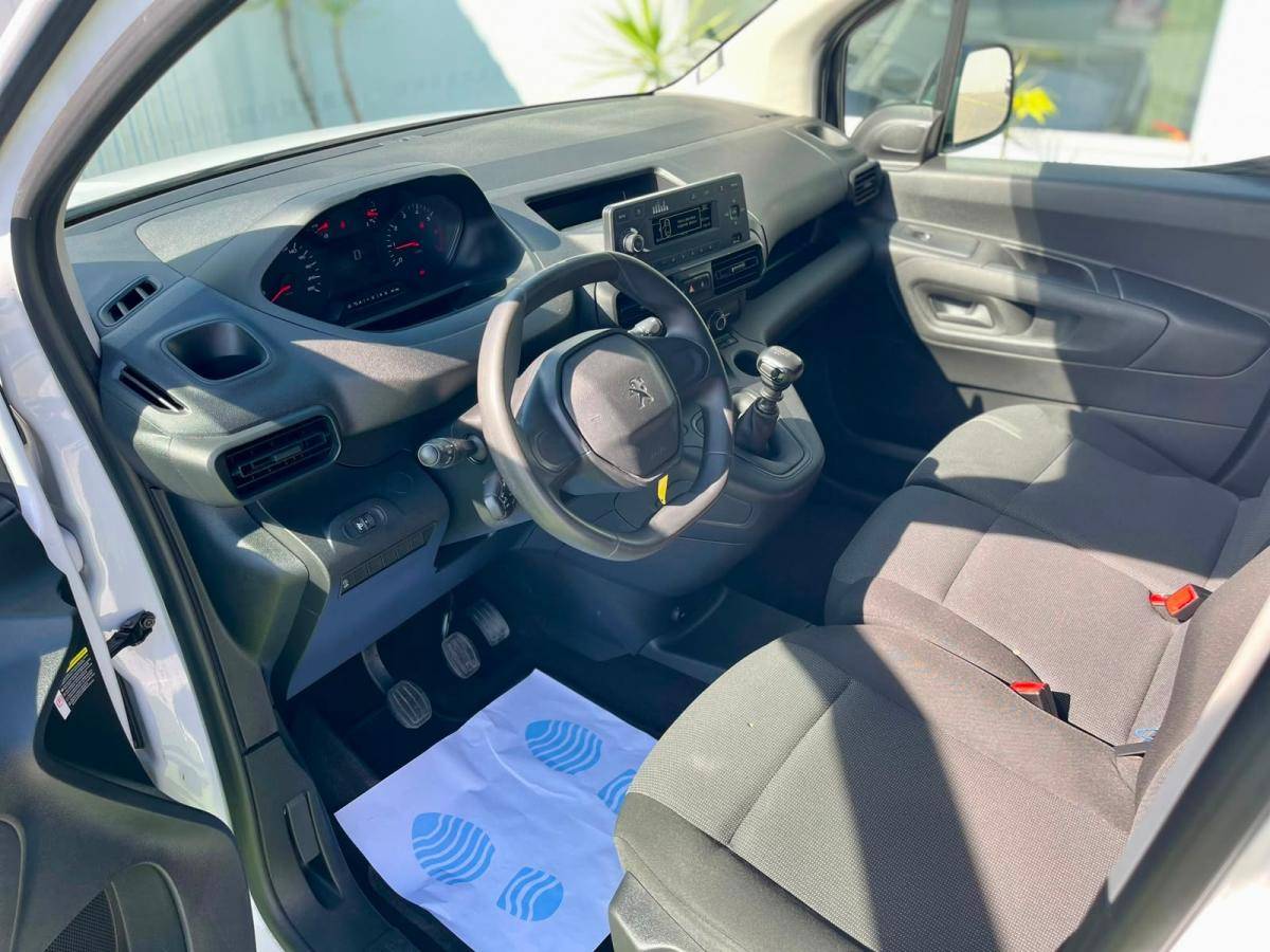 peugeot-partner-2023-diesel-1499cc