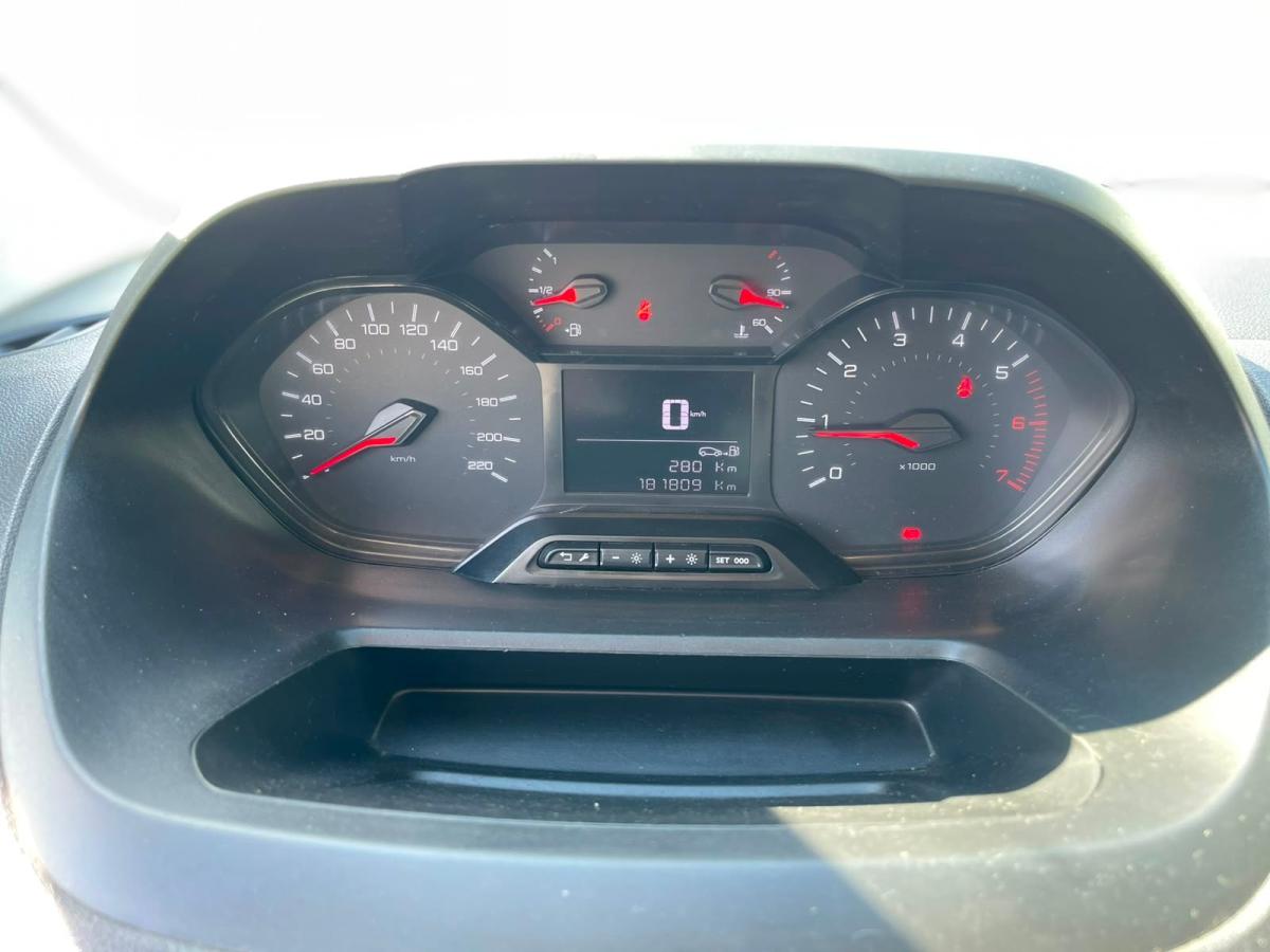 peugeot-partner-2023-diesel-1499cc