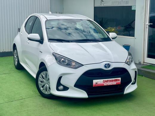 toyota-yaris-2021-hibrido-a-gasolina-1490cc