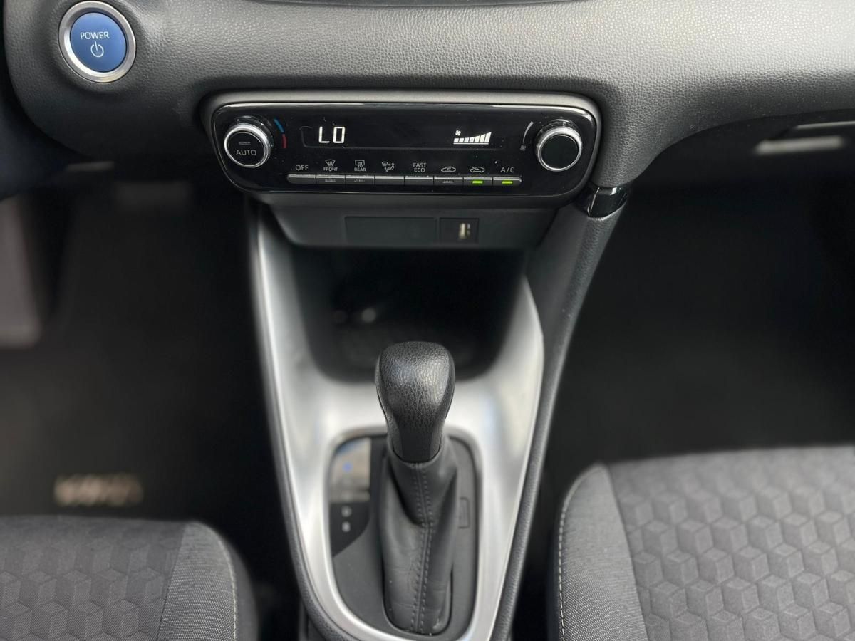 toyota-yaris-2021-hibrido-a-gasolina-1490cc