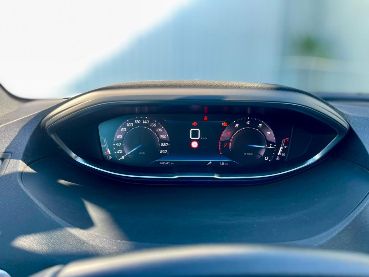 peugeot-3008-2023-gasolina-1199cc