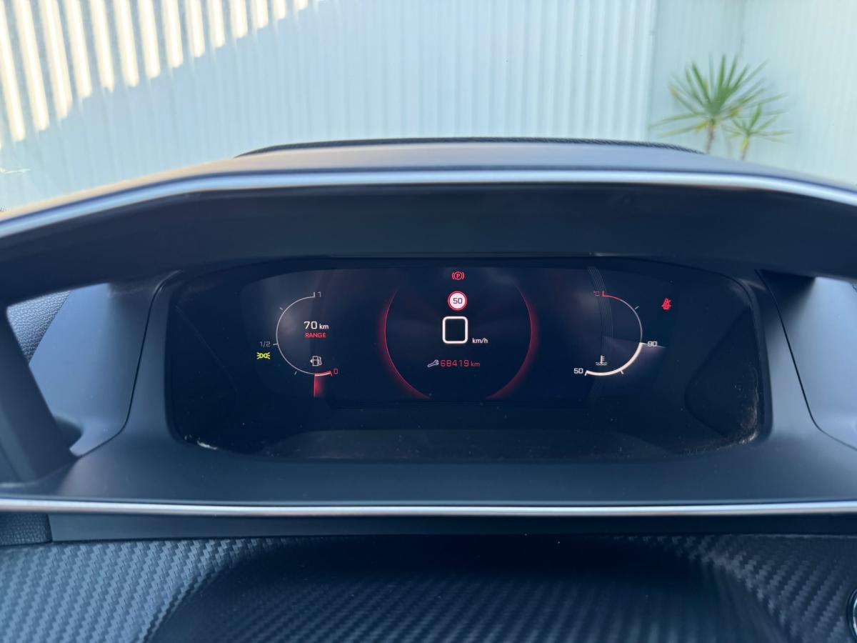 peugeot-2008-2022-gasolina-1199cc