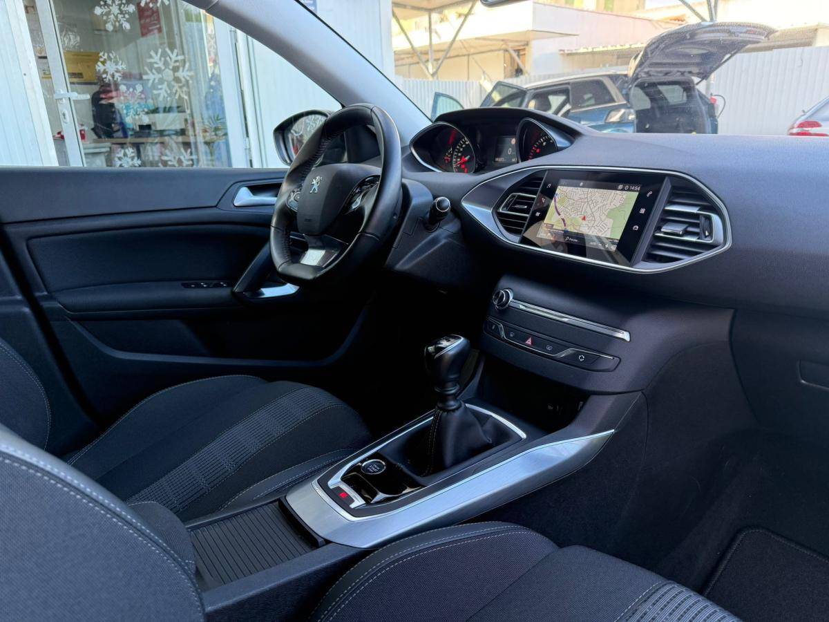 peugeot-308-2021-gasolina-1199cc