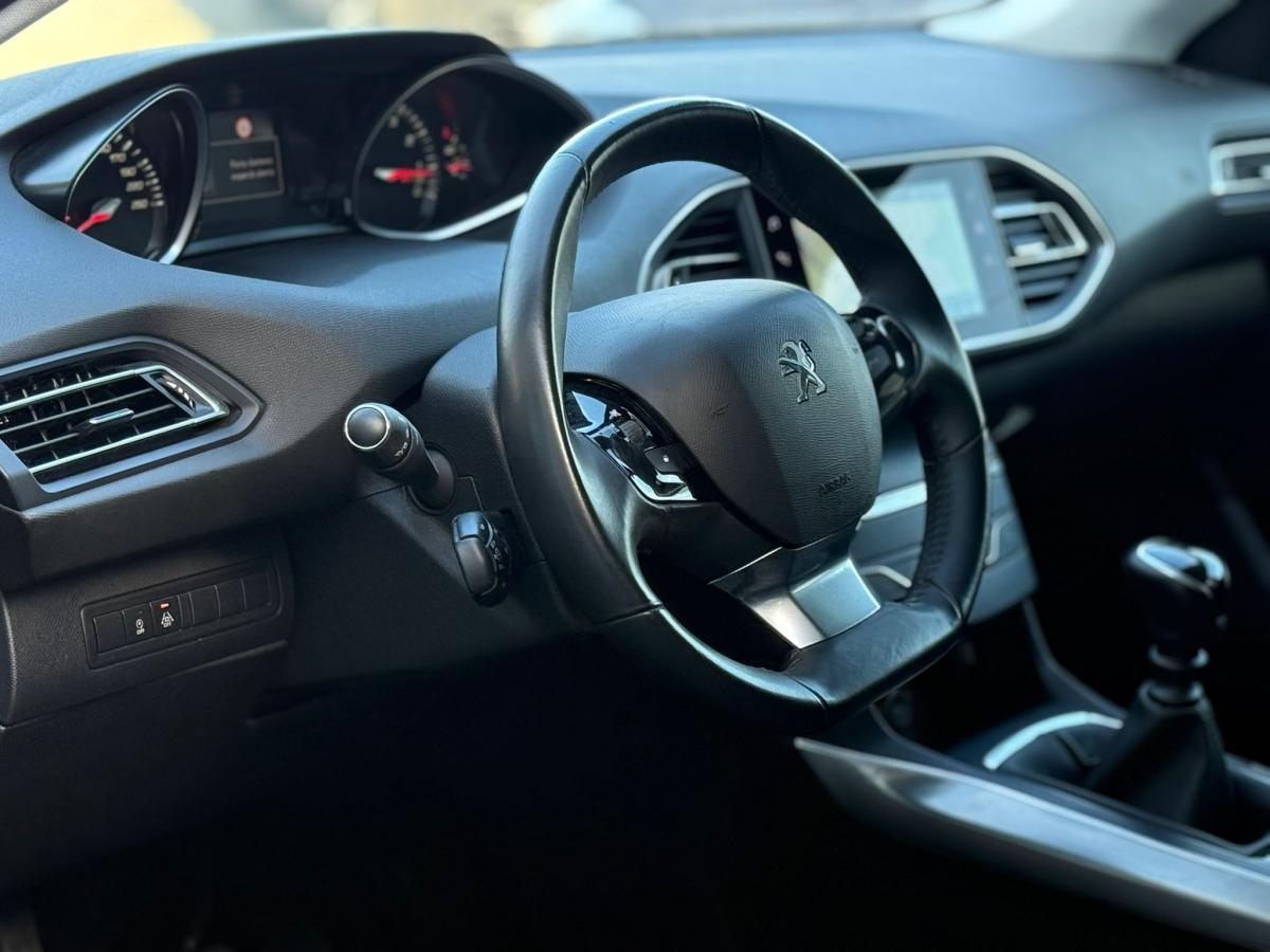 peugeot-308-2021-gasolina-1199cc