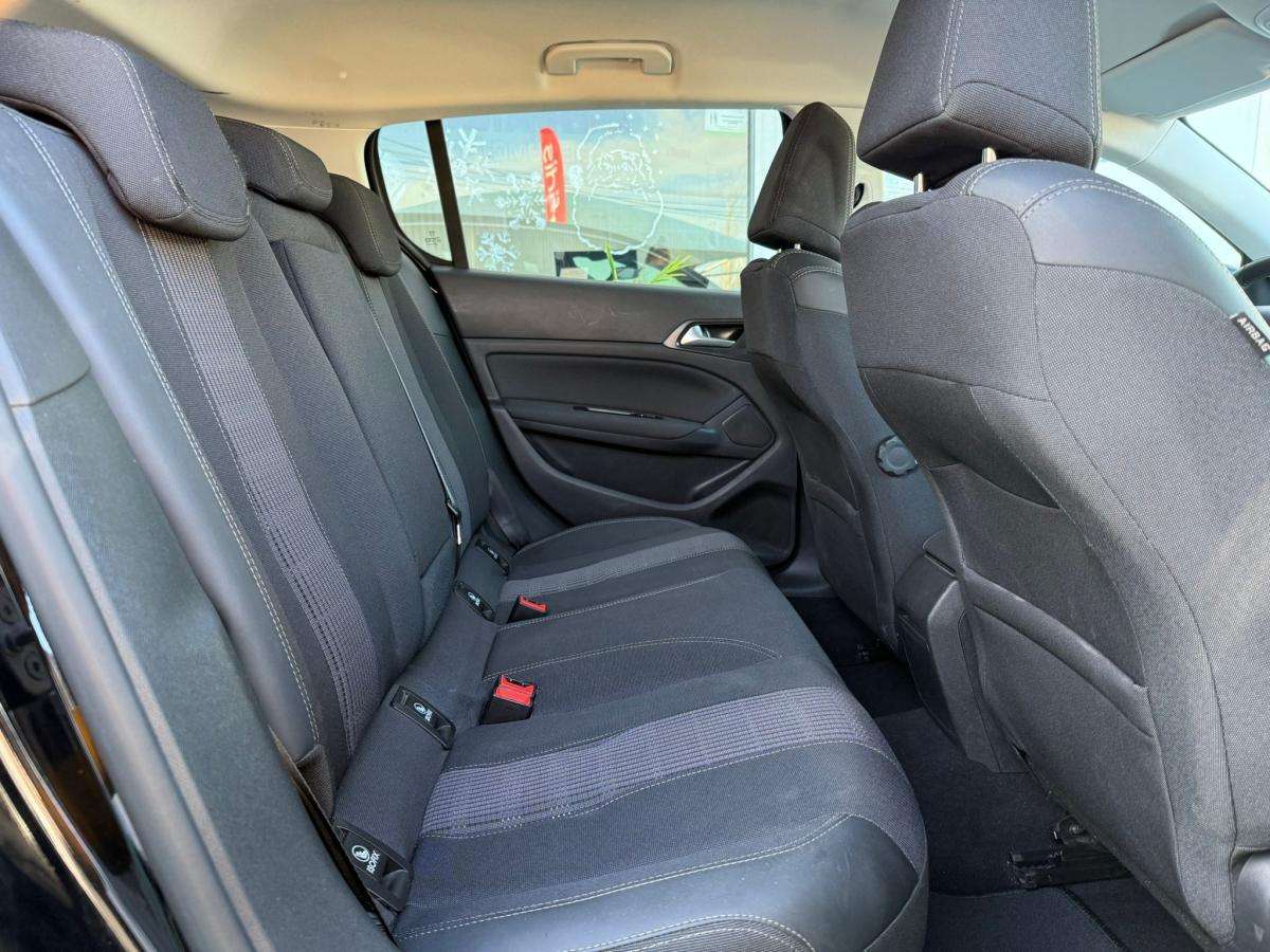 peugeot-308-2021-gasolina-1199cc