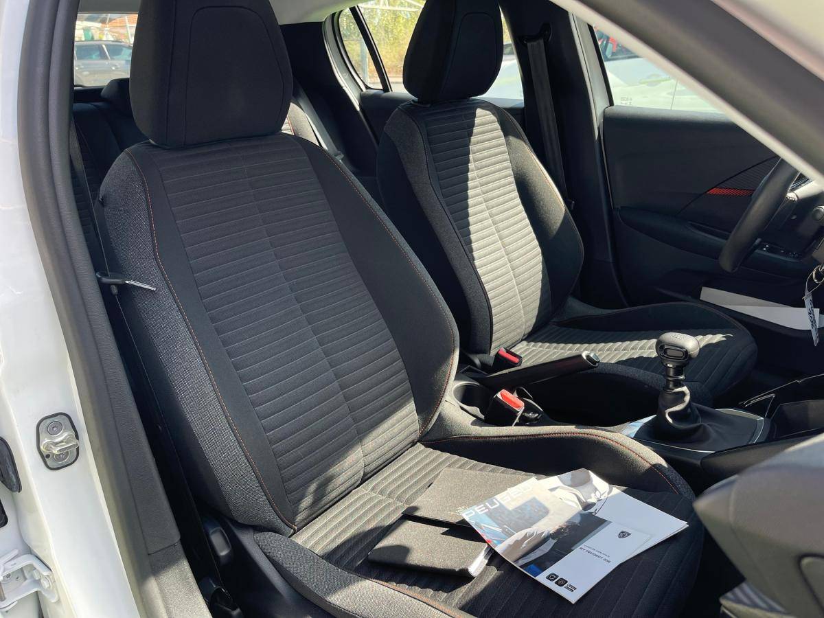 peugeot-208-2023-gasolina-1199cc