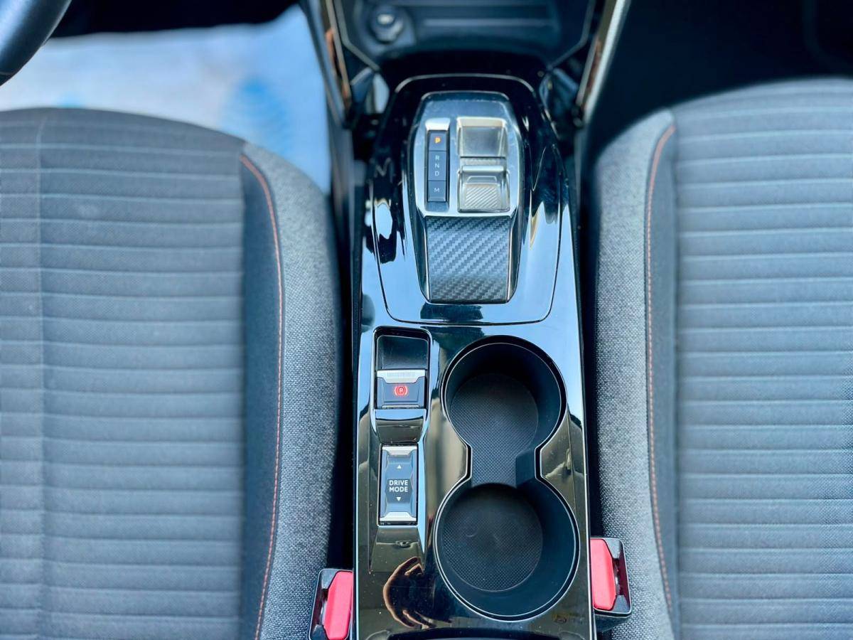peugeot-208-2022-gasolina-1199cc