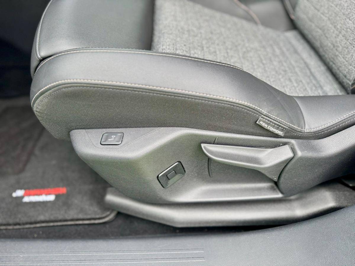 peugeot-3008-2025-gasolina-1199cc