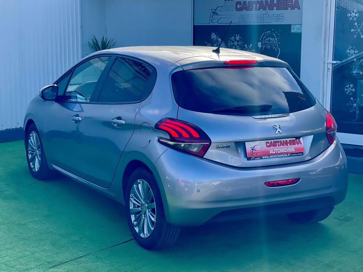 peugeot-208-2019-diesel-1499cc