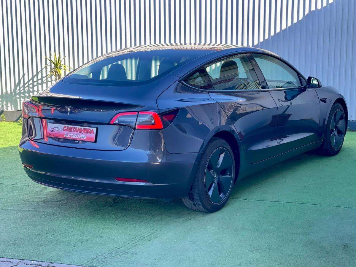 tesla-model-3-2021-eletrico-500cc