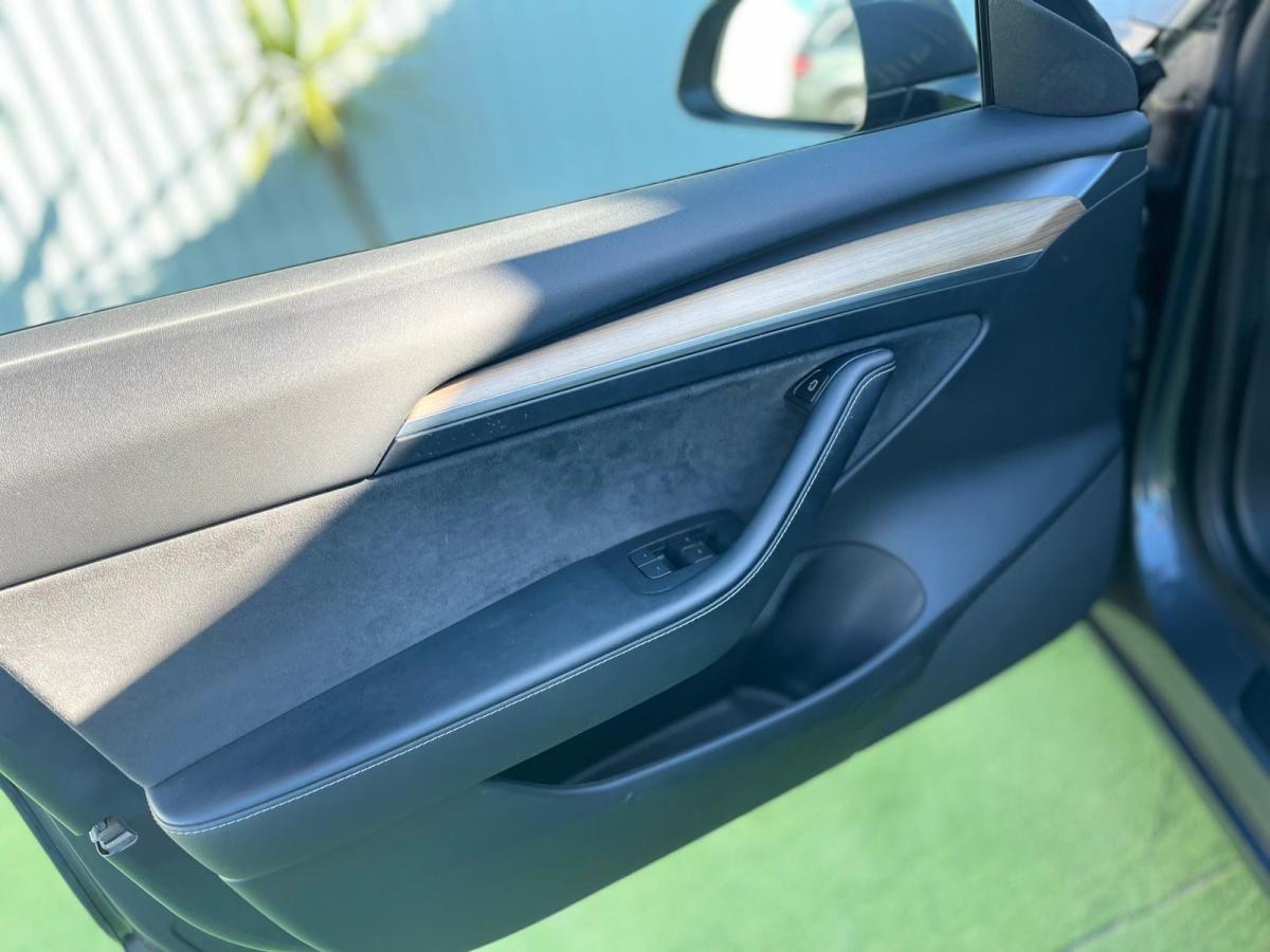 tesla-model-3-2021-eletrico-500cc