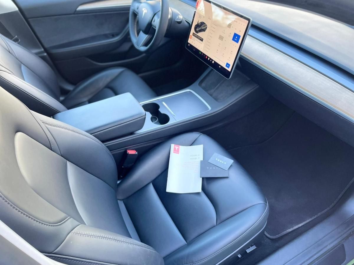 tesla-model-3-2021-eletrico-500cc
