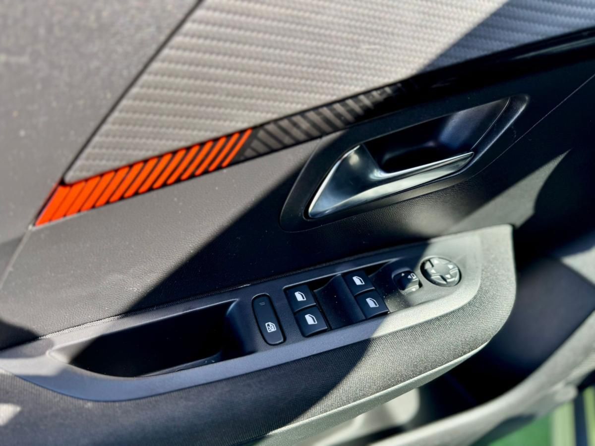 peugeot-208-2022-diesel-1499cc
