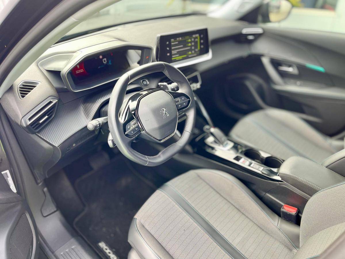 peugeot-2008-2021-gasolina-1199cc