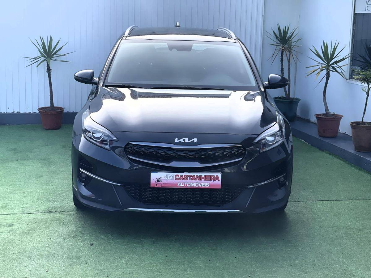 kia-xceed-2022-hibrido-a-gasolina-1580cc