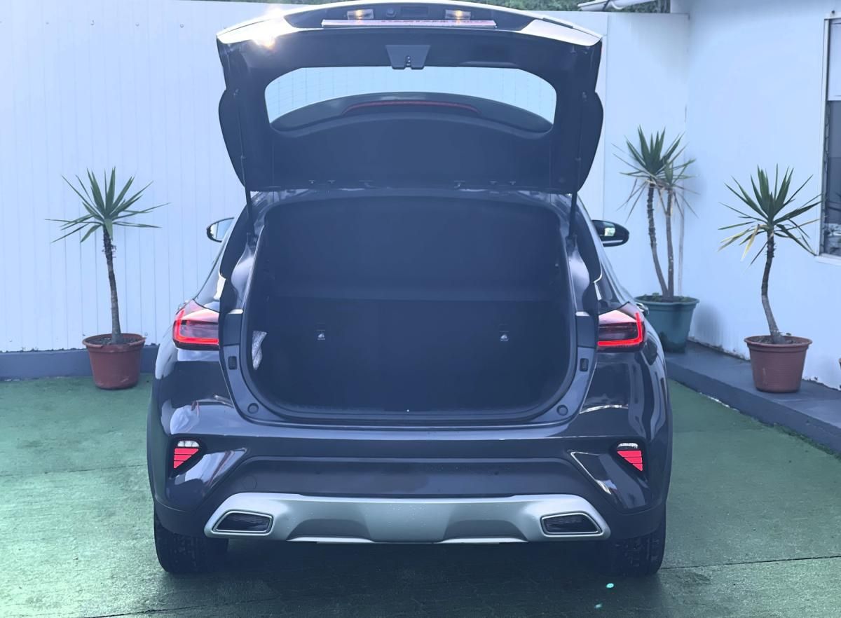 kia-xceed-2022-hibrido-a-gasolina-1580cc