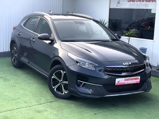 kia-xceed-2022-hibrido-a-gasolina-1580cc