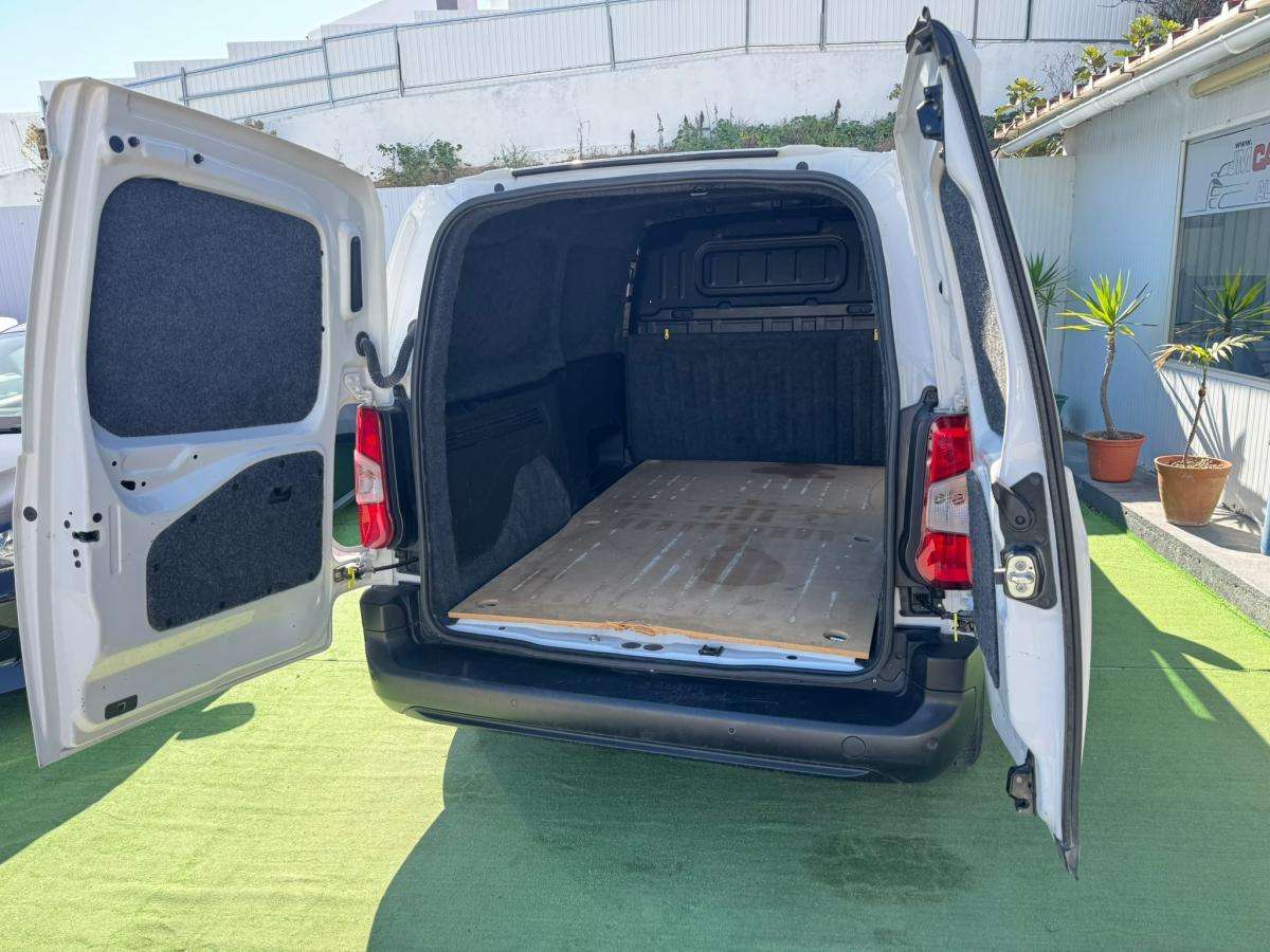 opel-combo-2024-diesel-1499cc