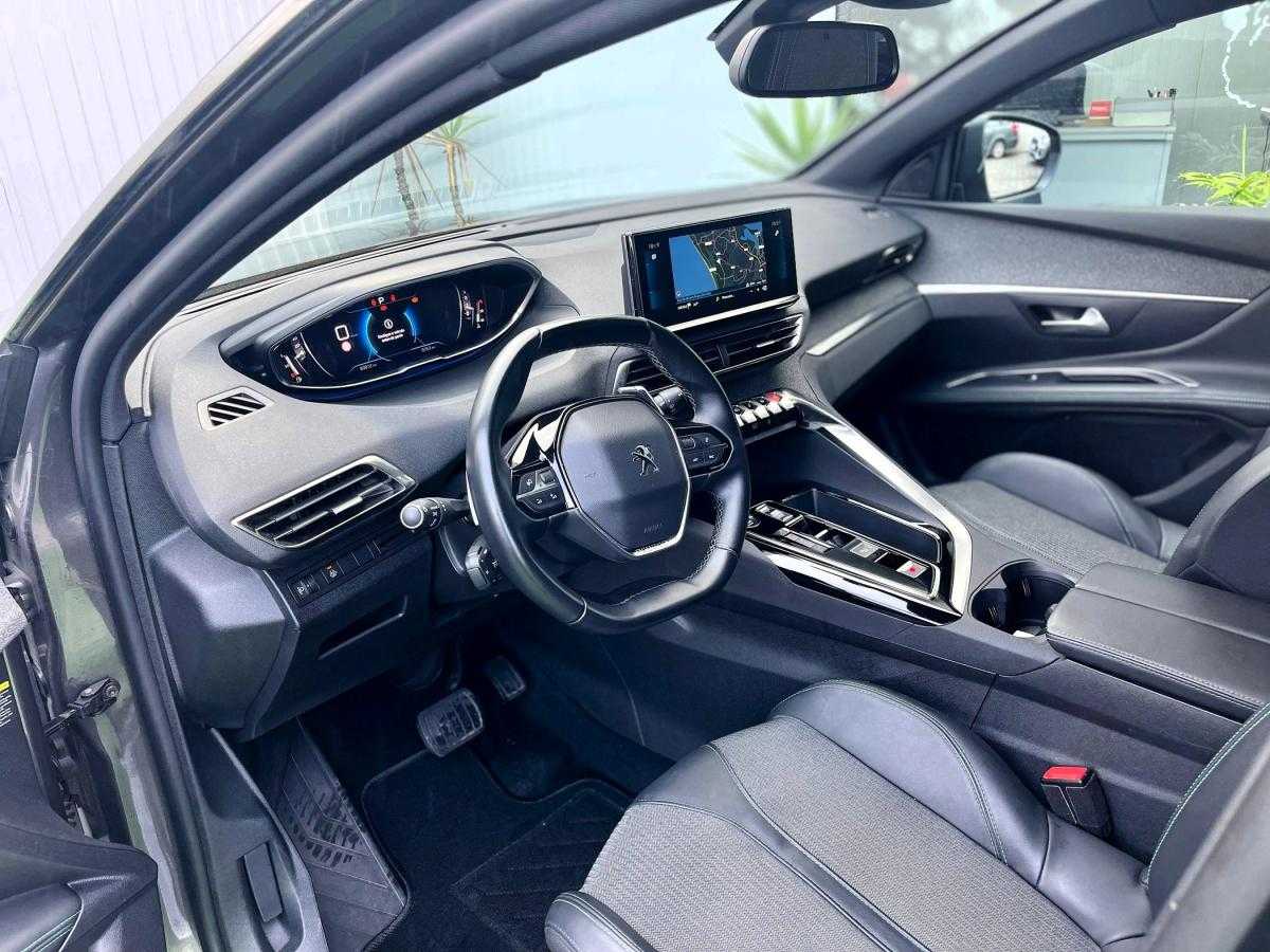peugeot-5008-2023-gasolina-1199cc