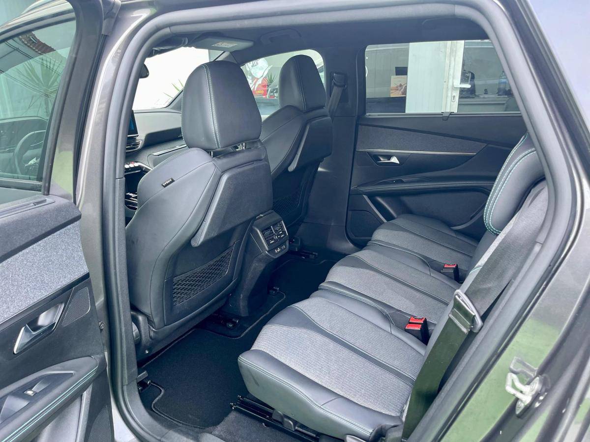 peugeot-5008-2023-gasolina-1199cc