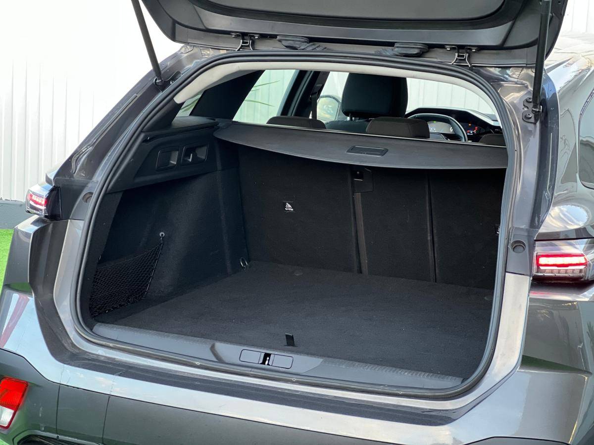 peugeot-308-sw-2022-gasolina-1199cc