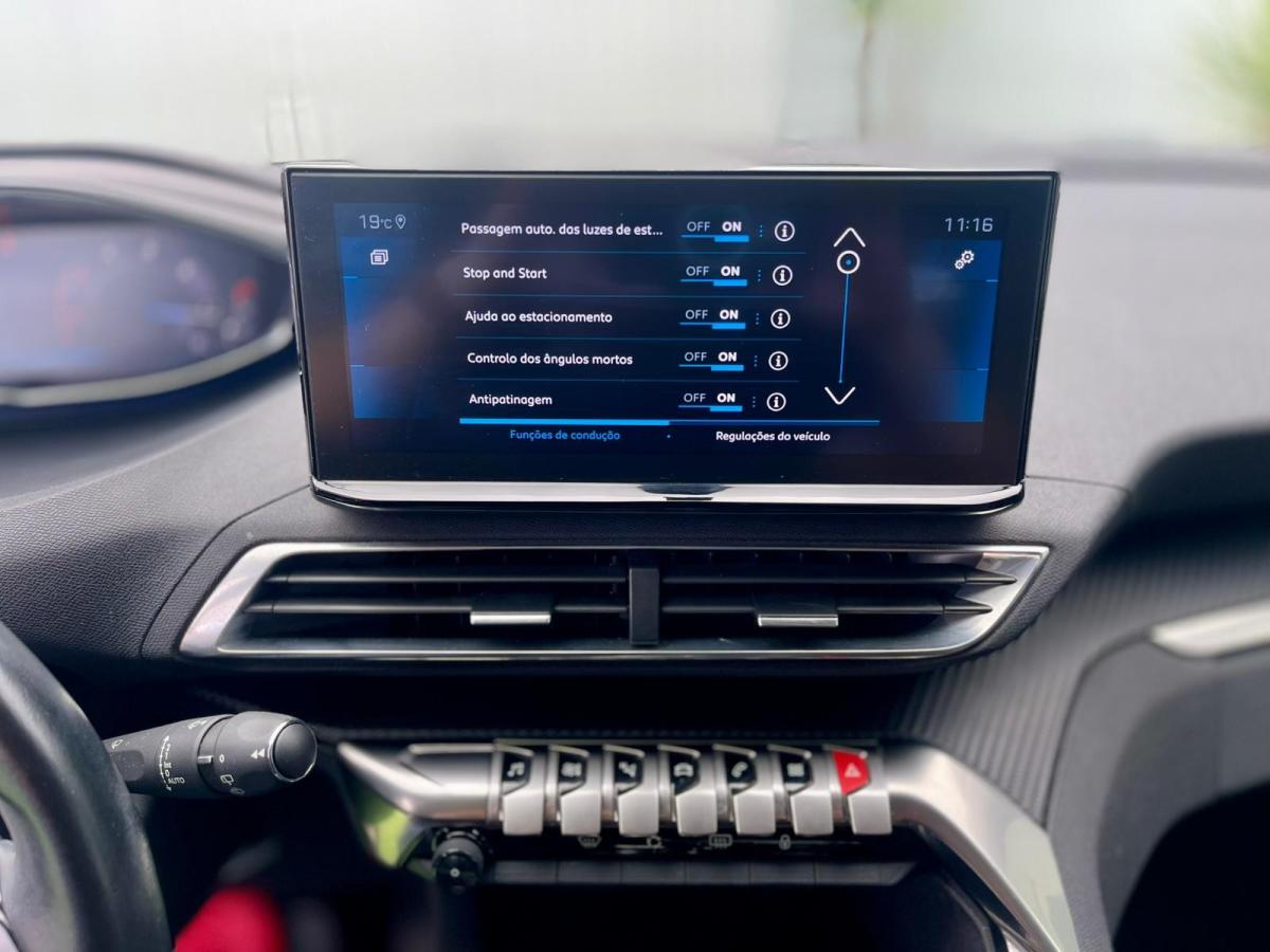 peugeot-3008-2021-diesel-1499cc