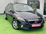 volvo-v40-cross-country-2018-diesel-1969cc