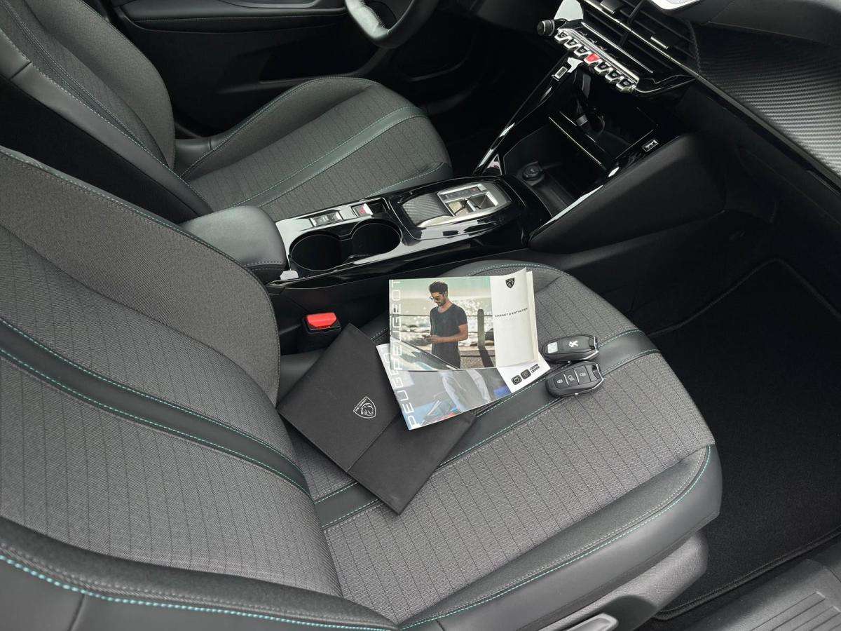 peugeot-2008-2022-gasolina-1199cc