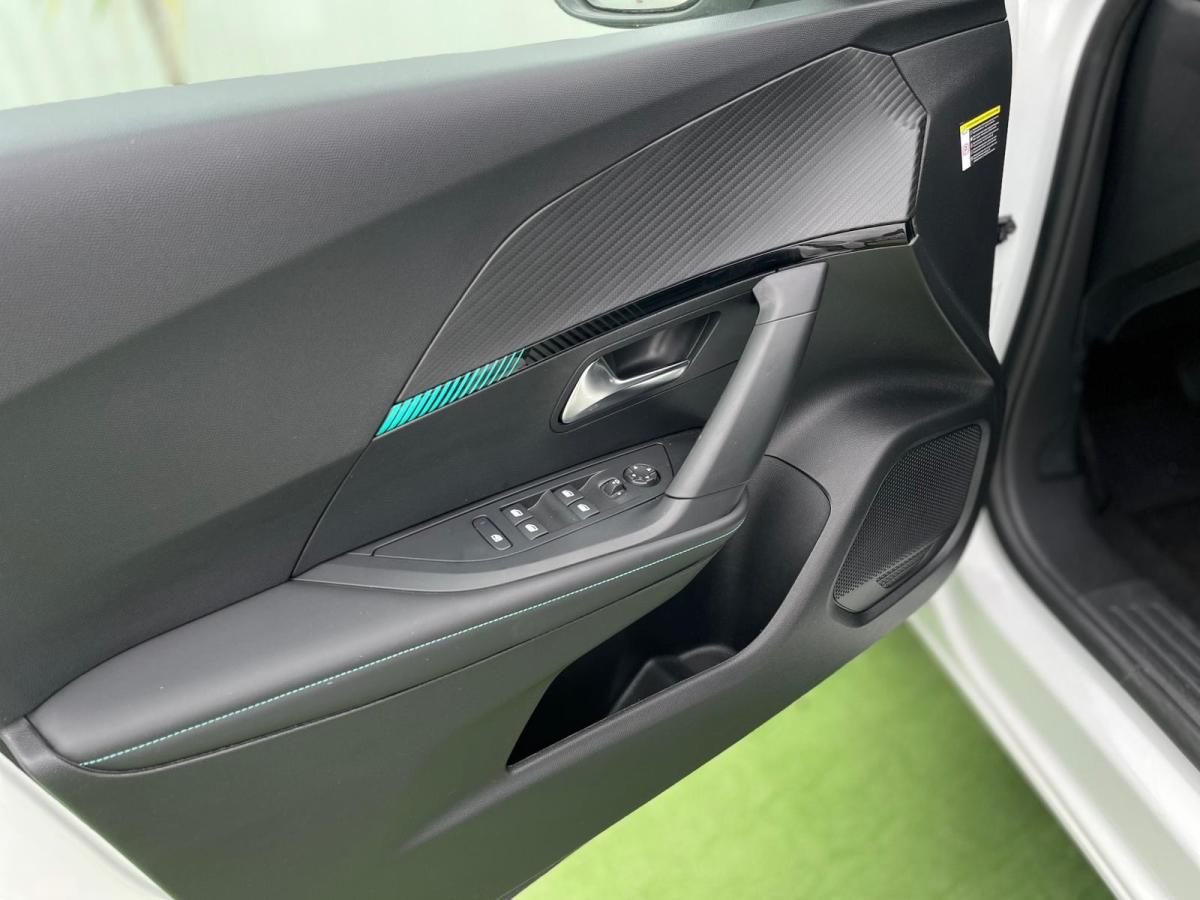peugeot-2008-2022-gasolina-1199cc