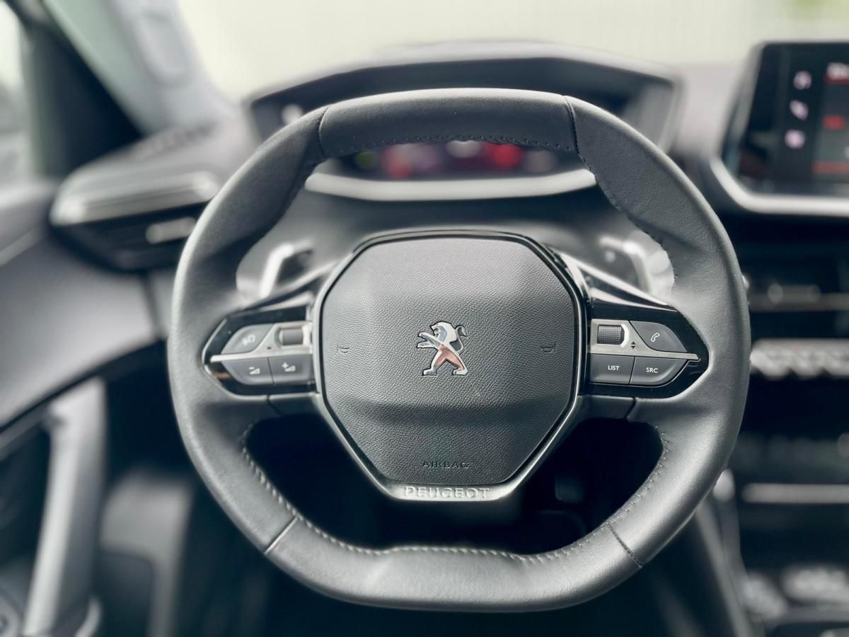 peugeot-2008-2022-gasolina-1199cc