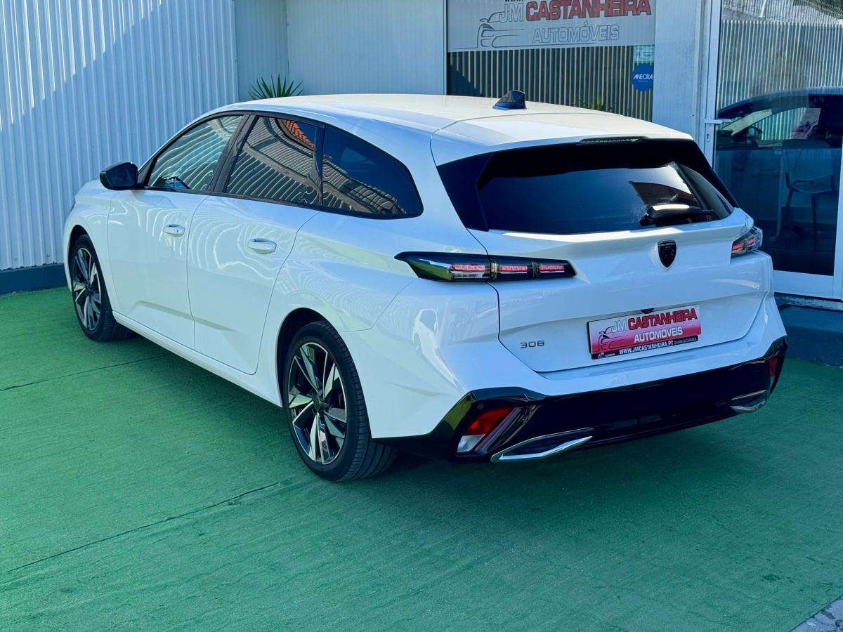 peugeot-308-sw-2022-diesel-1499cc