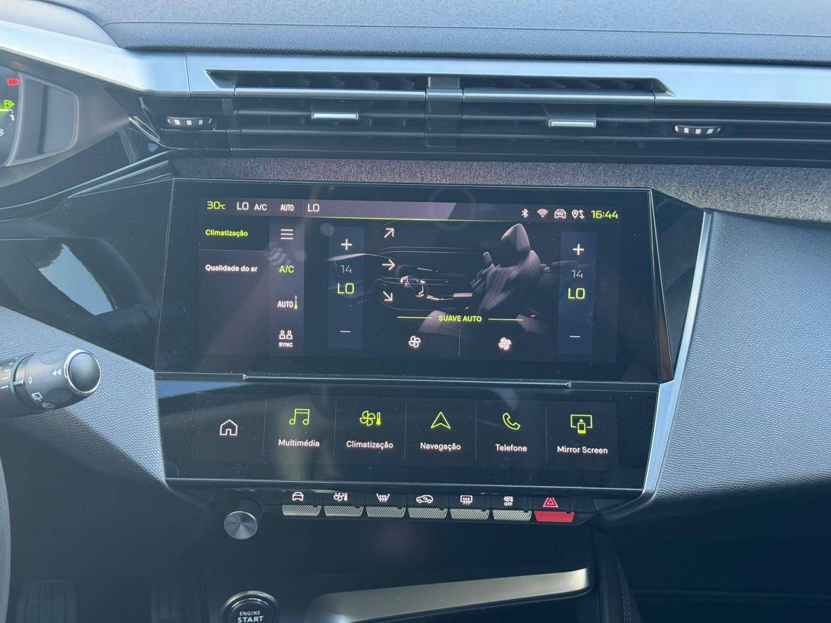 peugeot-308-sw-2022-diesel-1499cc