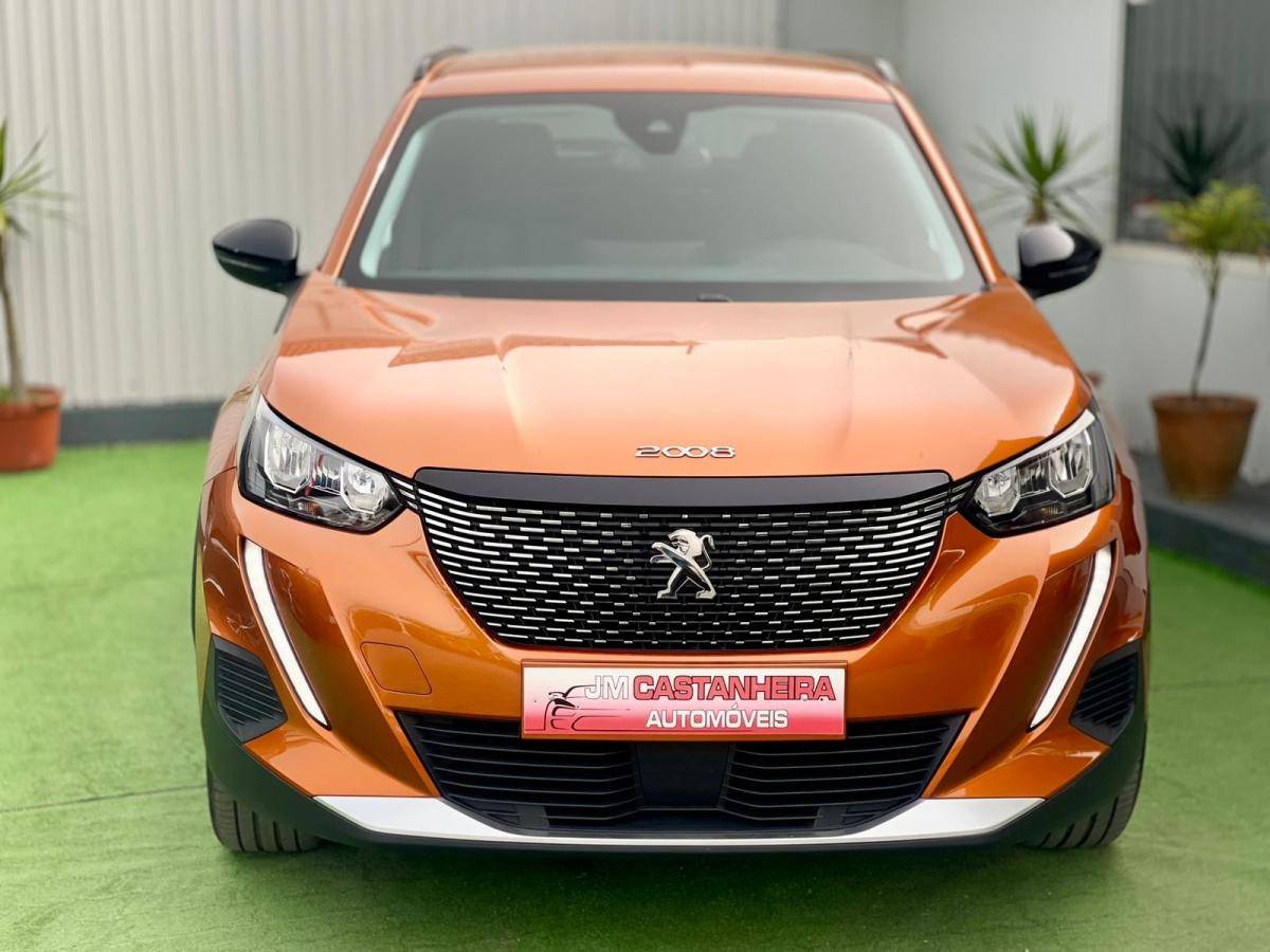 peugeot-2008-2022-gasolina-1199cc