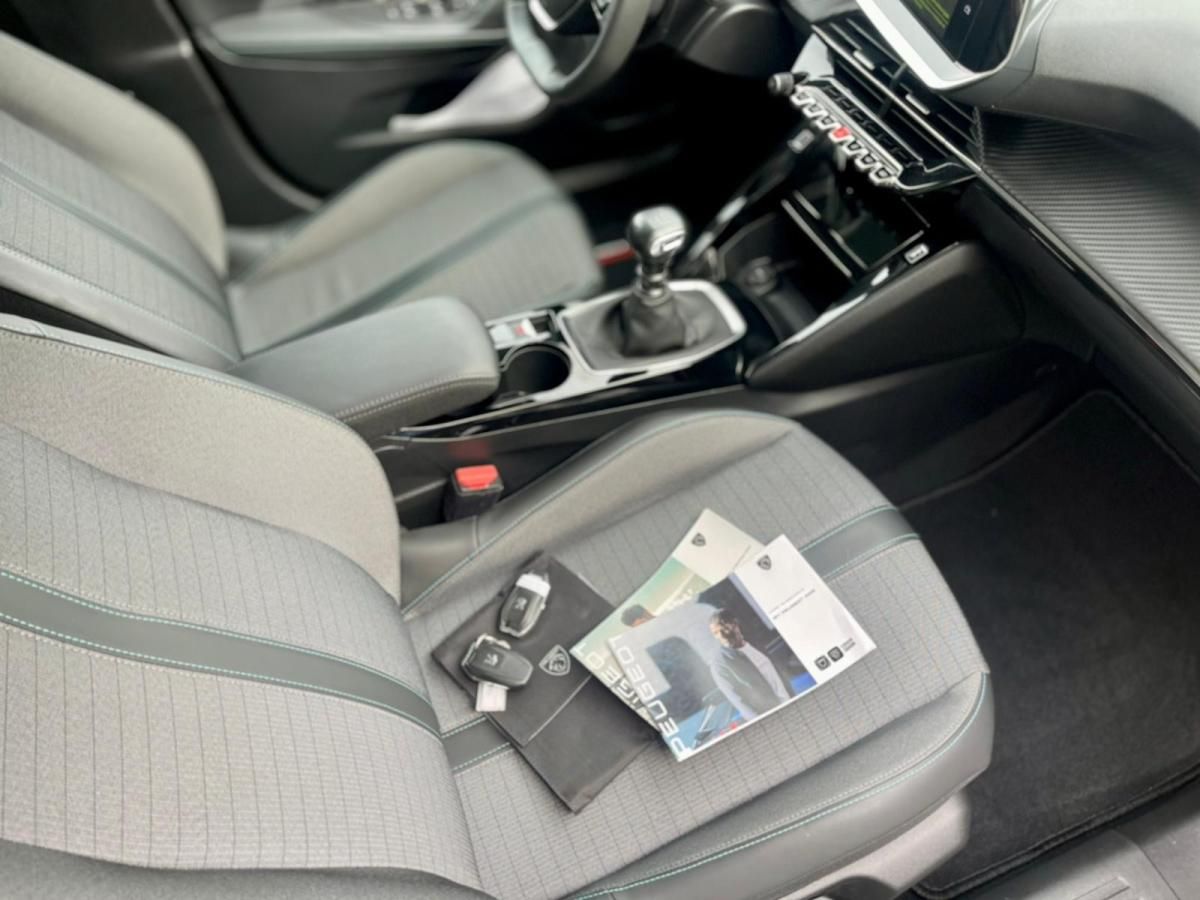peugeot-2008-2022-gasolina-1199cc