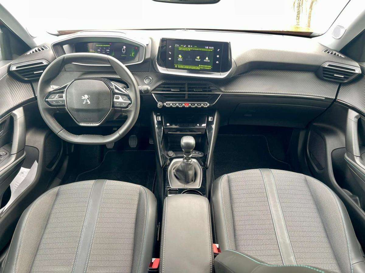 peugeot-2008-2022-gasolina-1199cc