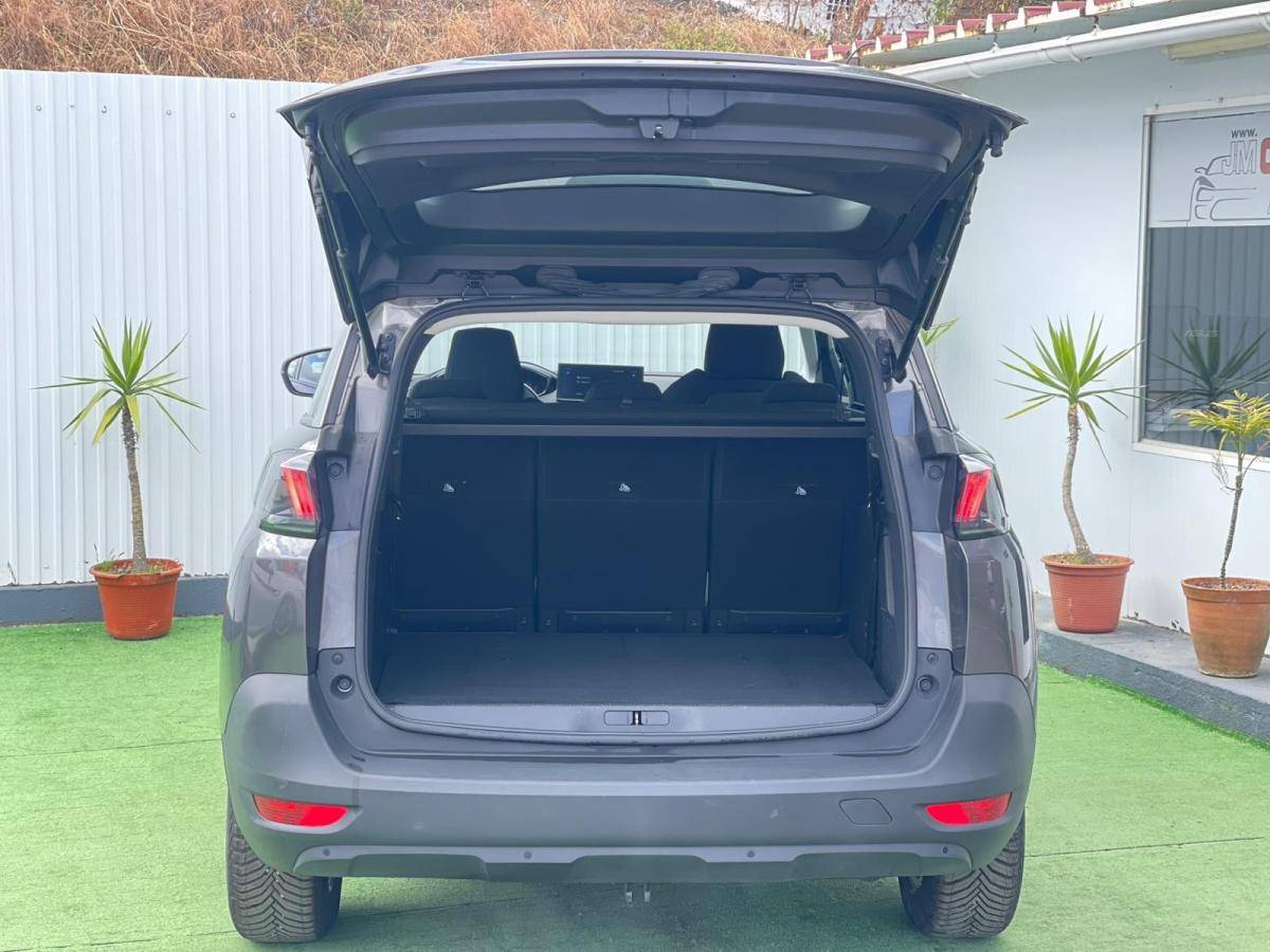 peugeot-5008-2021-diesel-1499cc