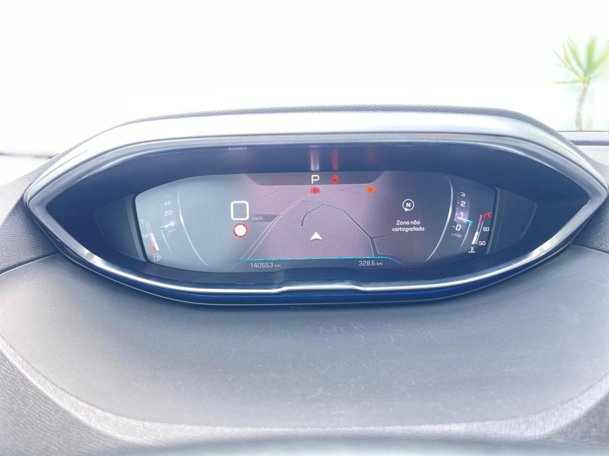 peugeot-5008-2021-diesel-1499cc