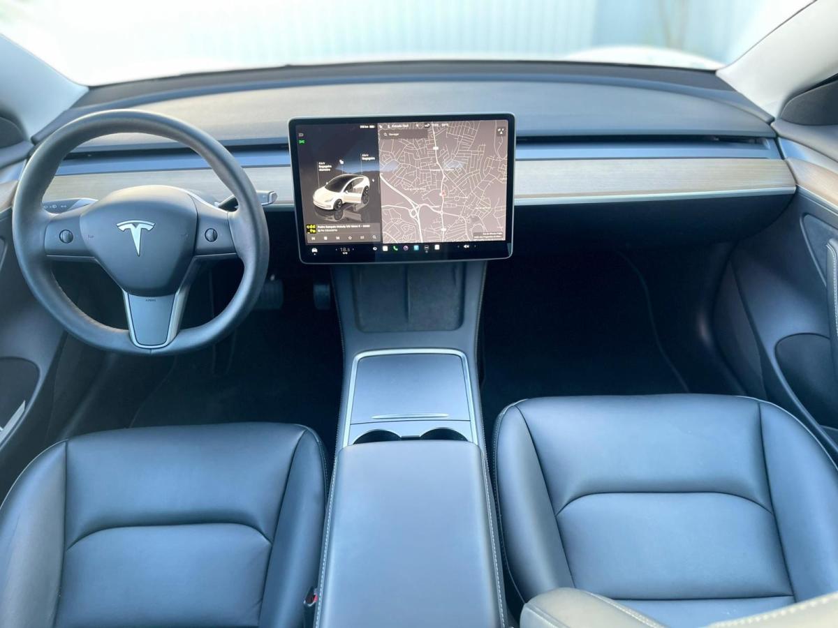 tesla-model-3-2022-eletrico-500cc